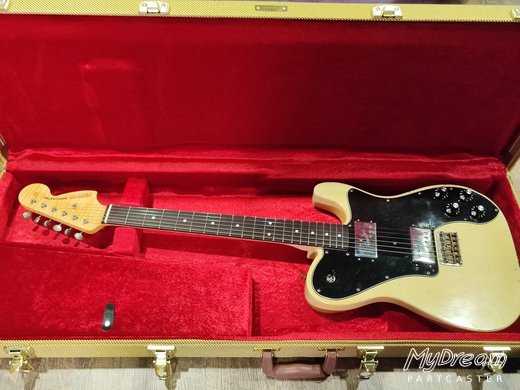 Relic Aged White Deluxe 72 Wide Cat