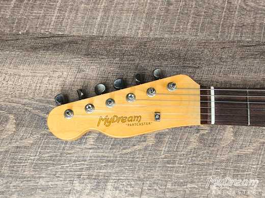 Lefty Aged White Asyllum Freeway