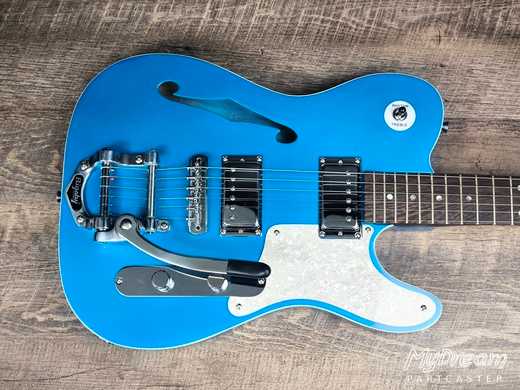 Lake Placid Les Paul style Thinline Bigsby