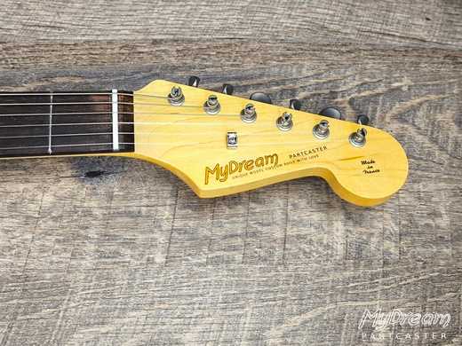 Lake Placid Blue over Sunburst Hepcat L-series
