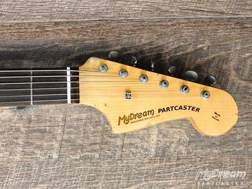 Baryton JM Aged White Over Sunburst Asyllum