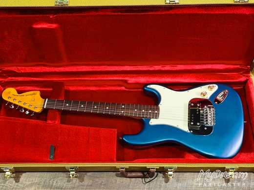 Lake Placid Blue Lapsteel Caster Short Scale