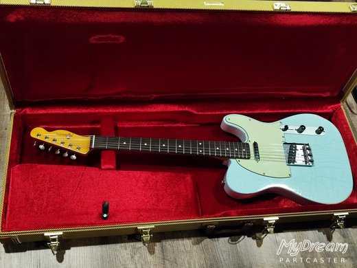 Heavy Relic Sonic Blue Custom Shop Texas Special