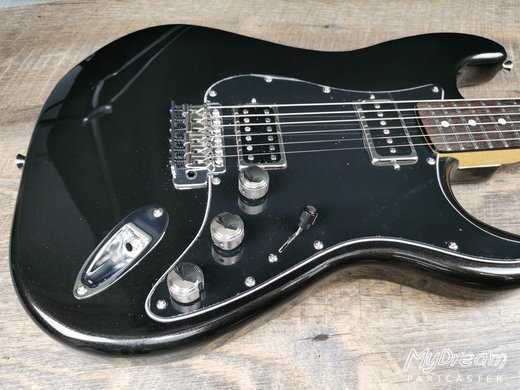 Duesen-Strat Charcoal Frost Metallic