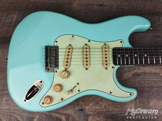 Relic Sonic Blue with Matching Headstock JM635